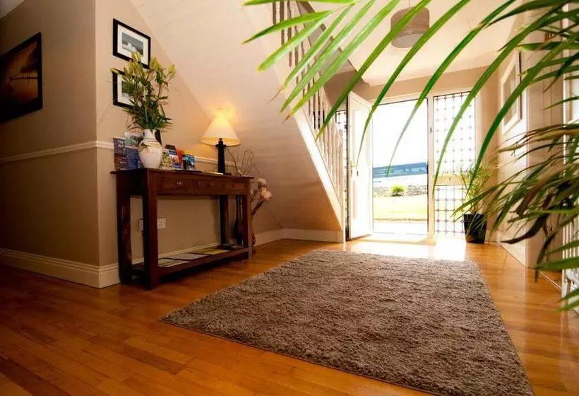 Bed and Breakfast Pairc Lodge
