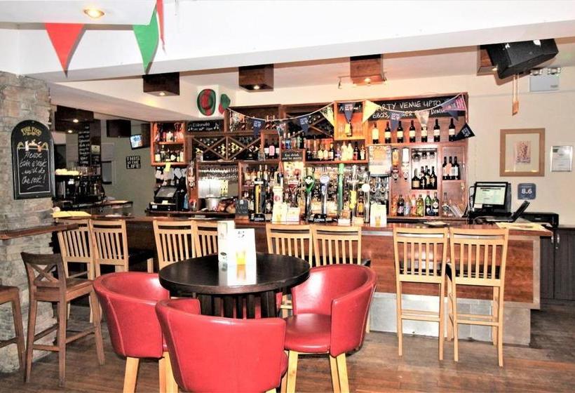 צימר The Connaught Inn