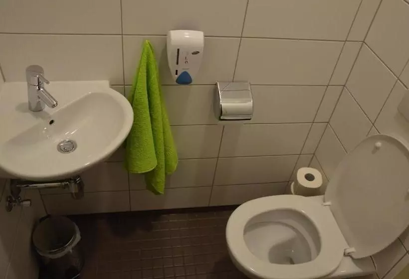 Hostel Jugendherberge St. Johann Im Pongau