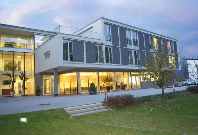 Hostel Jugendherberge St. Johann Im Pongau