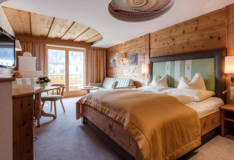 Отель Garni Serfauserhof