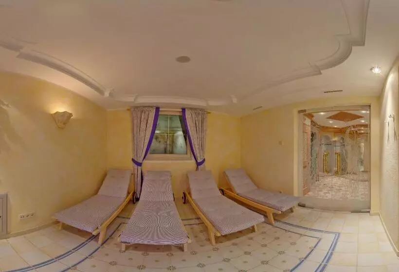 Hotel Garni Serfauserhof