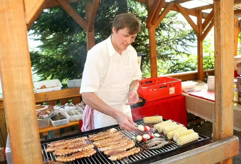 Hotelli Gasthof Käferhube