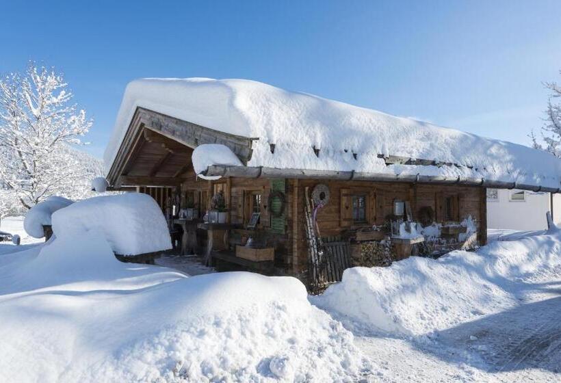 Отель Wohlfühlresort Peternhof