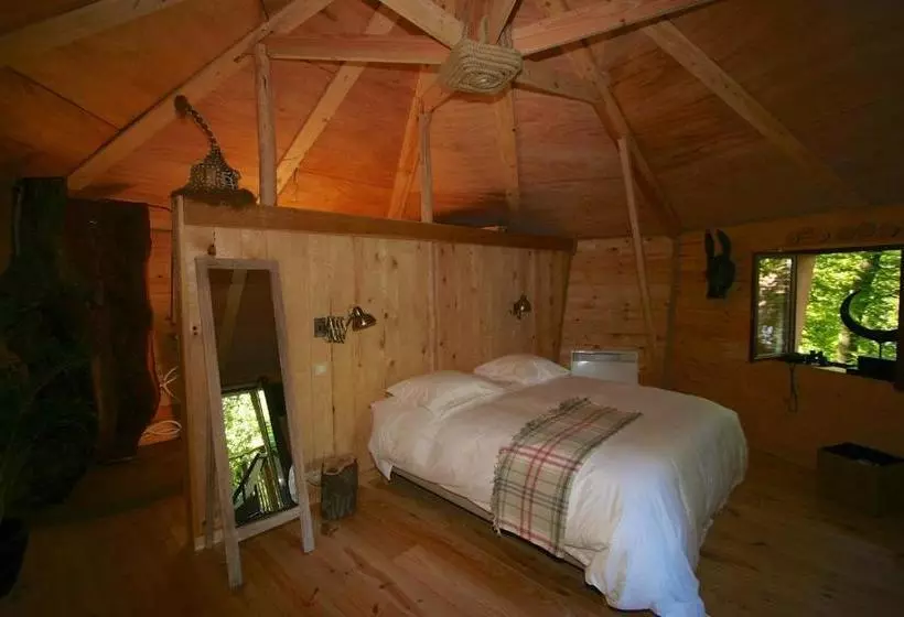B&b La Cabane Du Bois Dormant