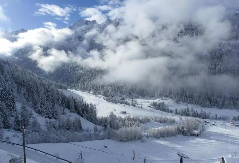 تختخواب و صبحانه Gästehaus Berghof Schöpf