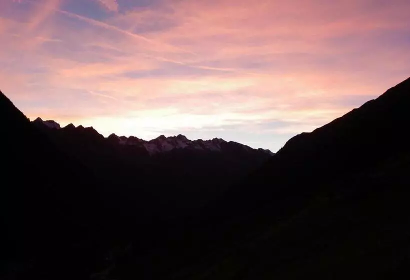 تختخواب و صبحانه Gästehaus Berghof Schöpf