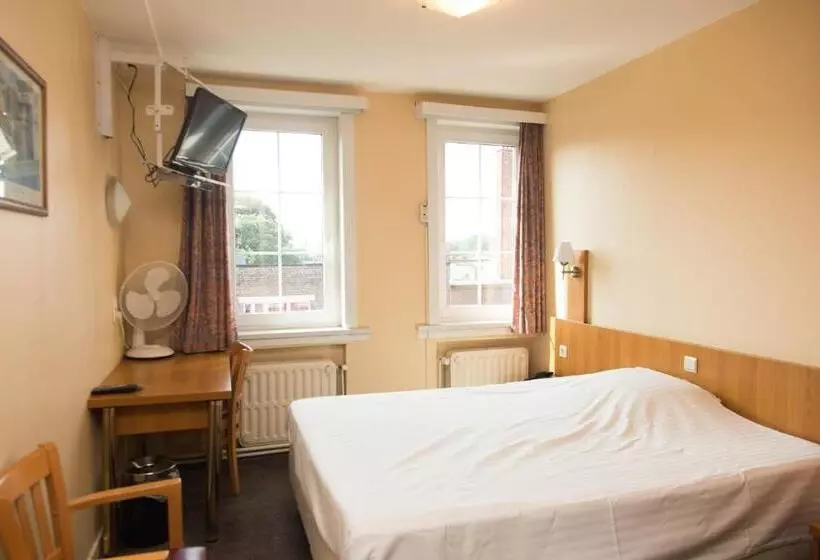 Hotelli Bristol Internationaal