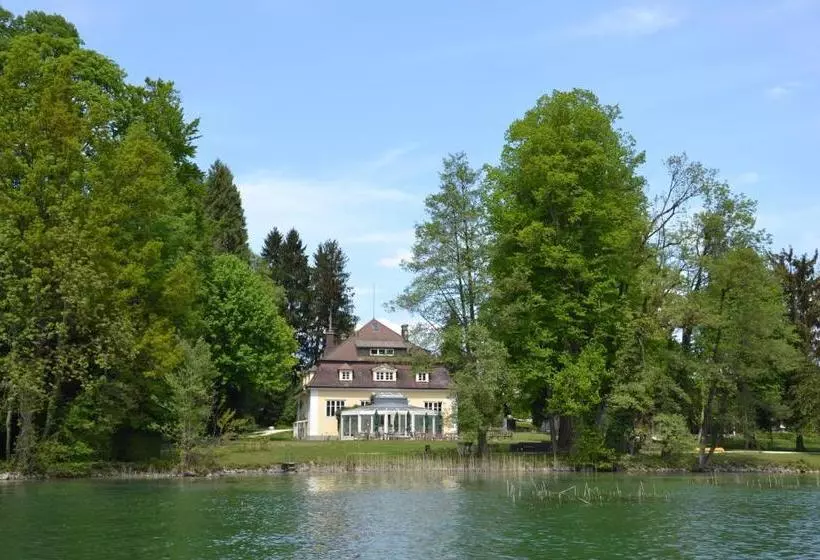 Hotelli Das Grafengut