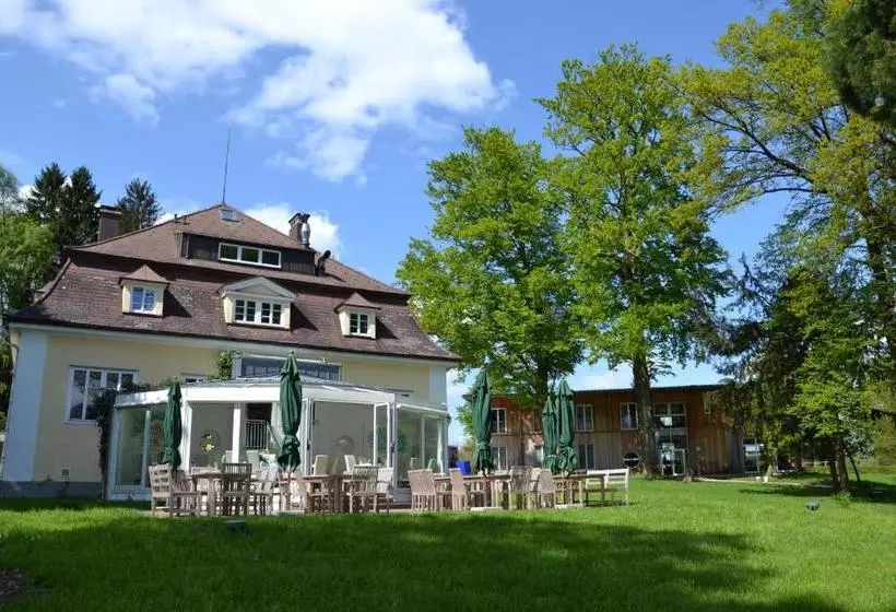 Hotelli Das Grafengut