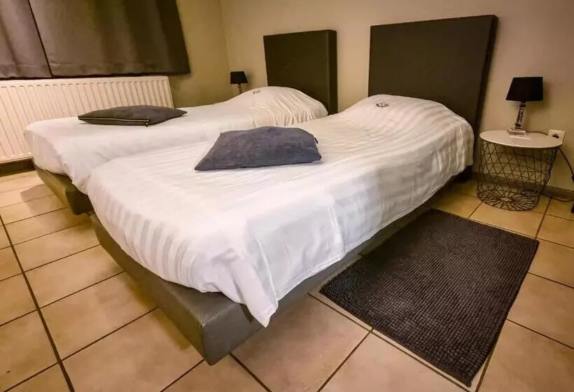 Hotelli De Schacht