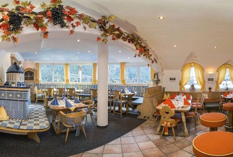 هتل Edelweiß Schlössl