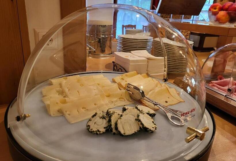 ホテル Garni Landhaus Trenkenbach