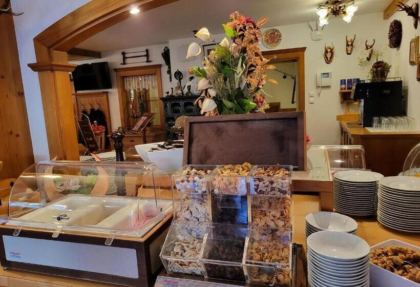 ホテル Garni Landhaus Trenkenbach