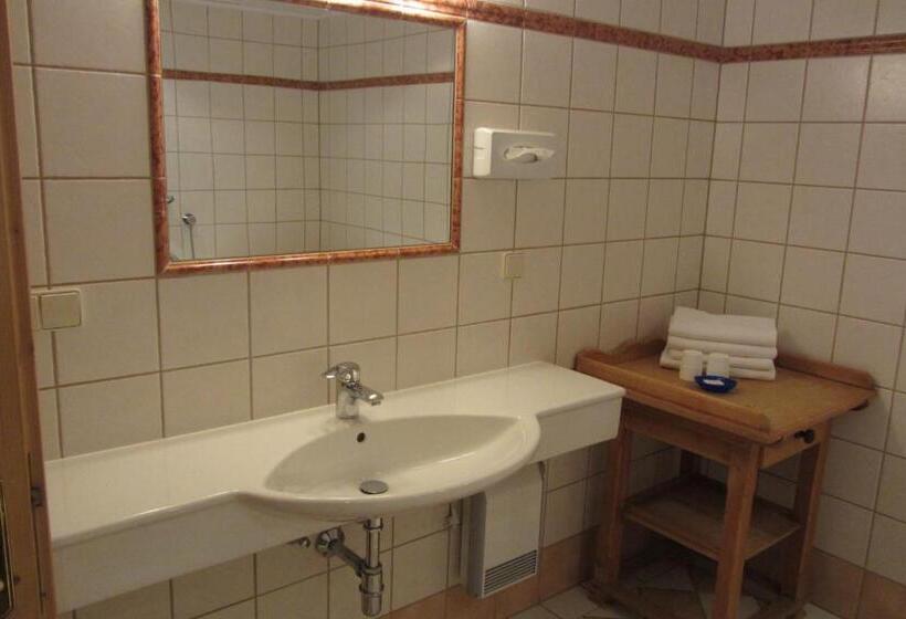 ホテル Garni Landhaus Trenkenbach