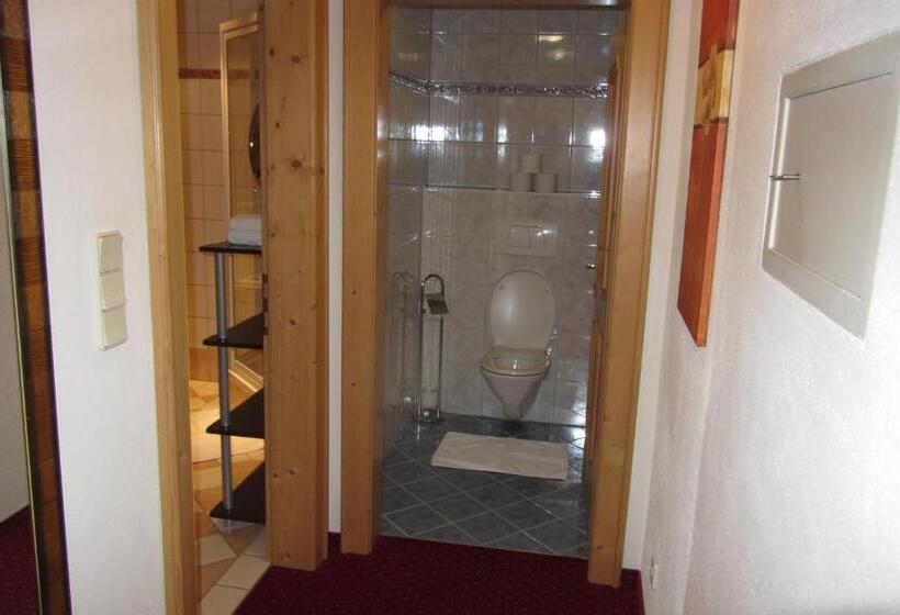 ホテル Garni Landhaus Trenkenbach