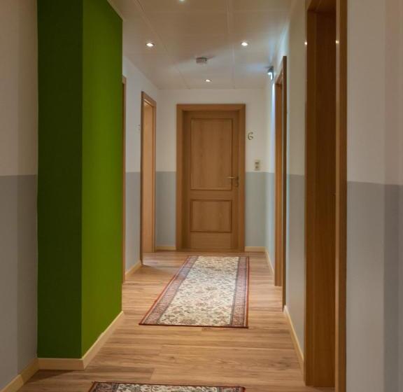 Отель Gasthof Neuwirt