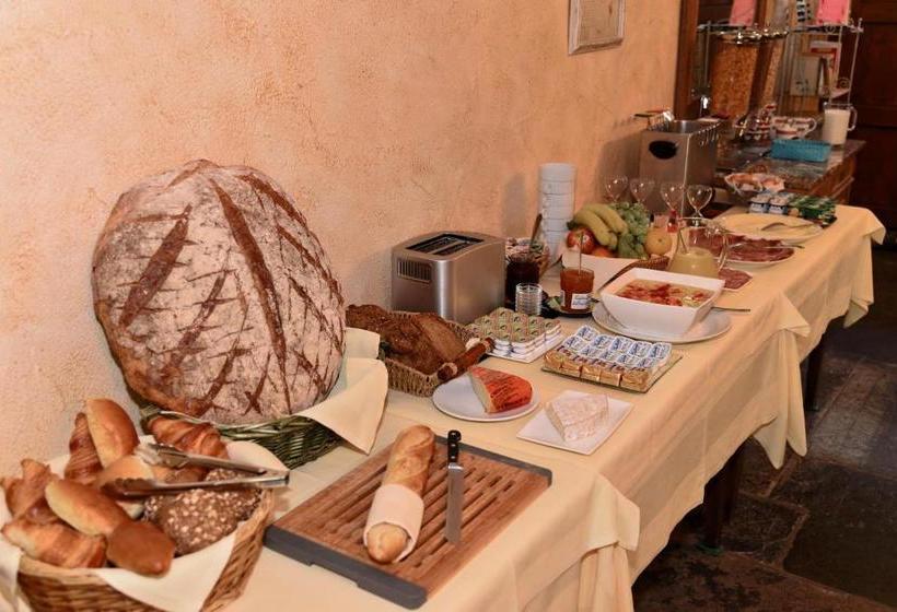 هتل Hôtel Moulin De La Strument