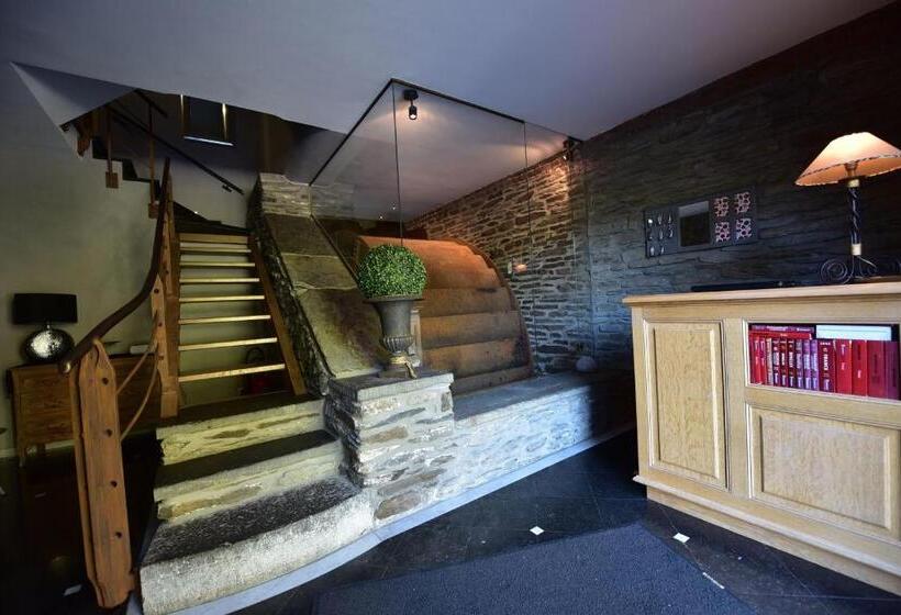 هتل Hôtel Moulin De La Strument