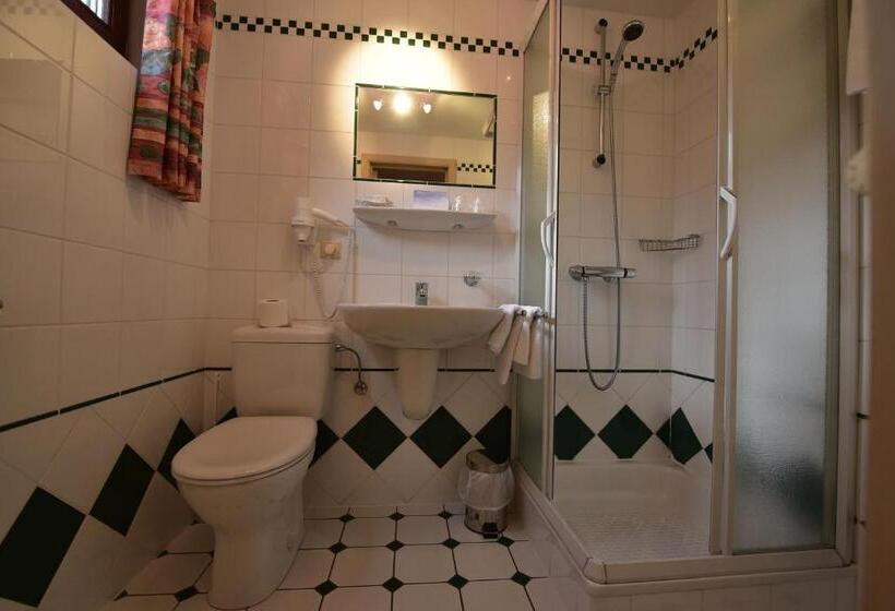 هتل Hôtel Moulin De La Strument