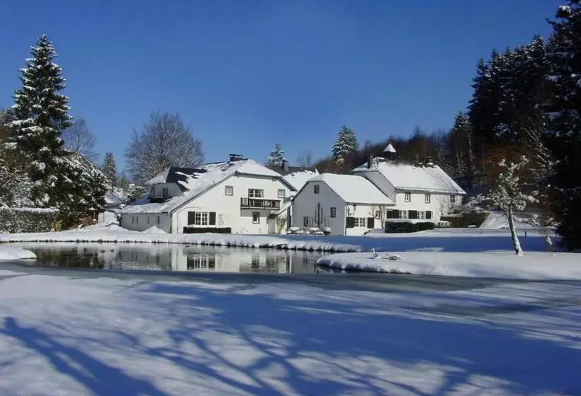 ホテル Le Vieux Moulin