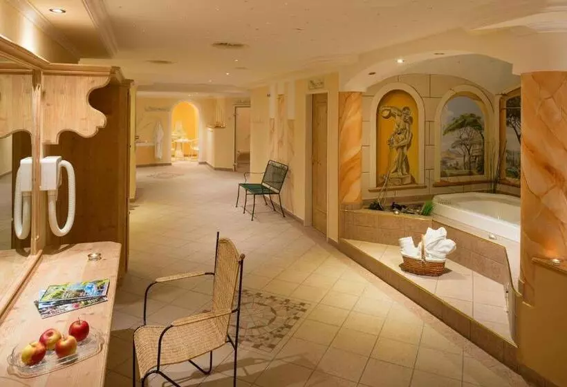 Hotel Luggi