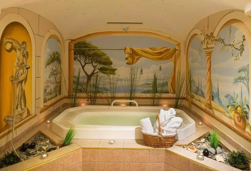 Hotel Luggi