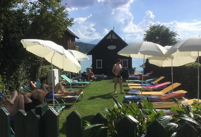 ホテル Villa Auguste