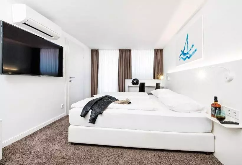 مُتل 24 Checkin Velden   Moderne Zimmer Im Zentrum