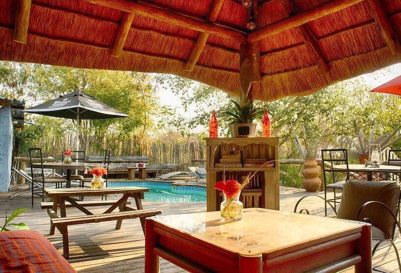 تختخواب و صبحانه The Old House