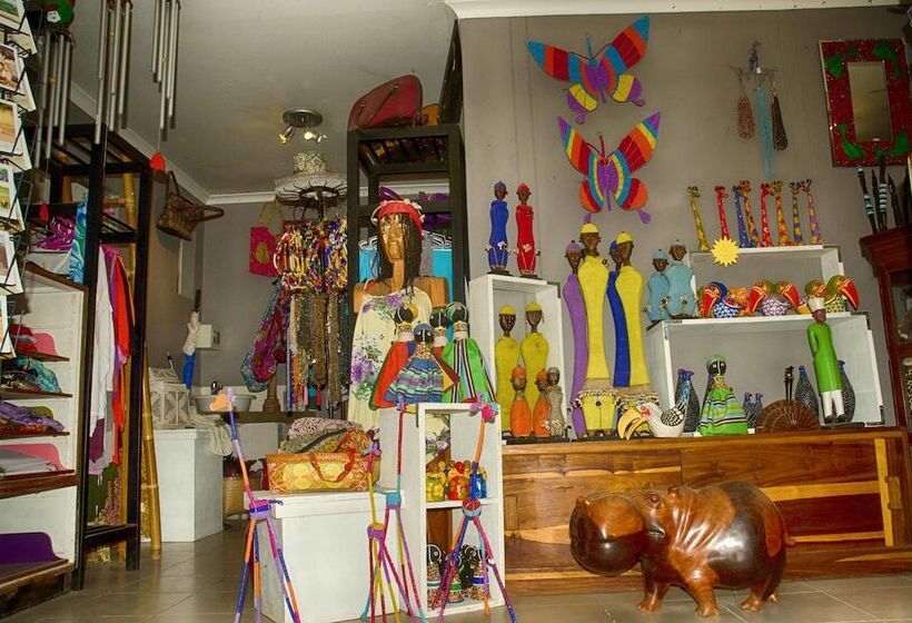 تختخواب و صبحانه The Old House