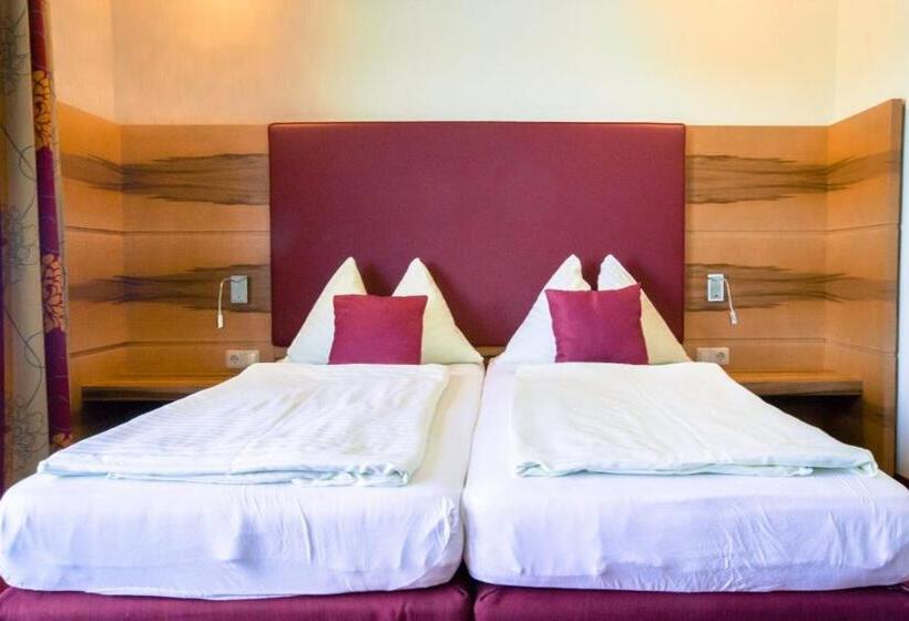 Fischwirtshaus Landmotel Die Donaurast