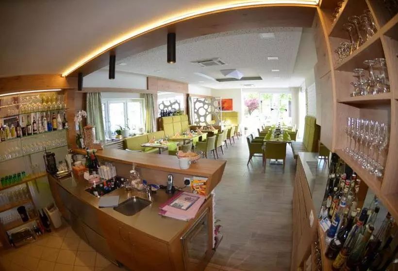 Fischwirtshaus Landmotel Die Donaurast