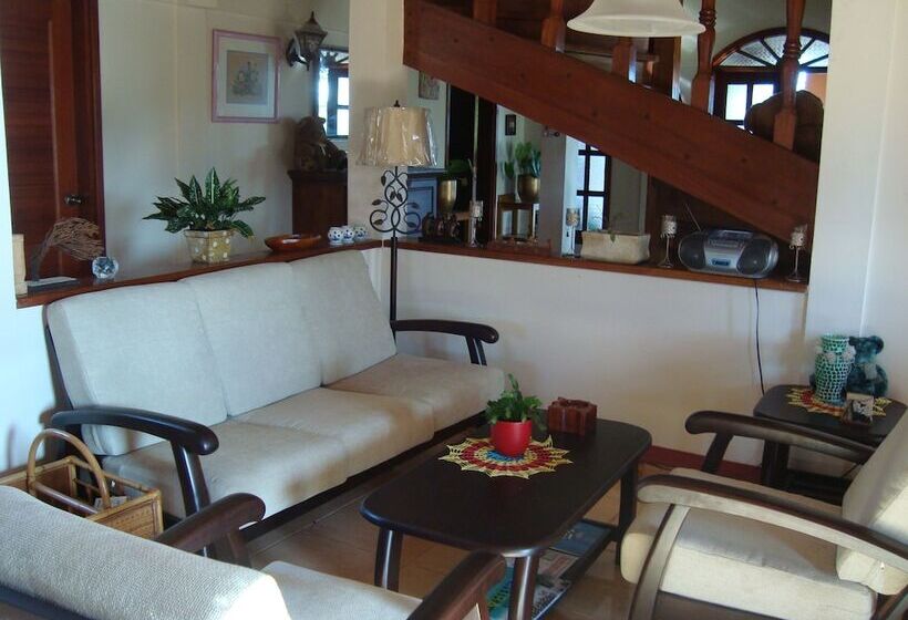 Fuego Mio Bed & Breakfast