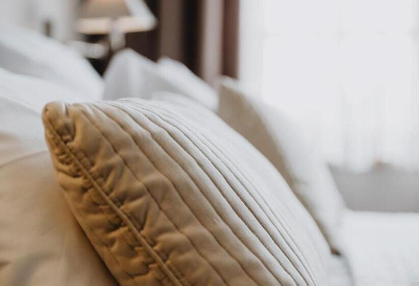 Grand Hotel Belle Vue