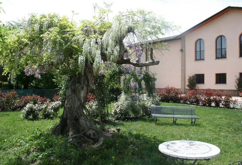 هتل Agriturismo Argaland