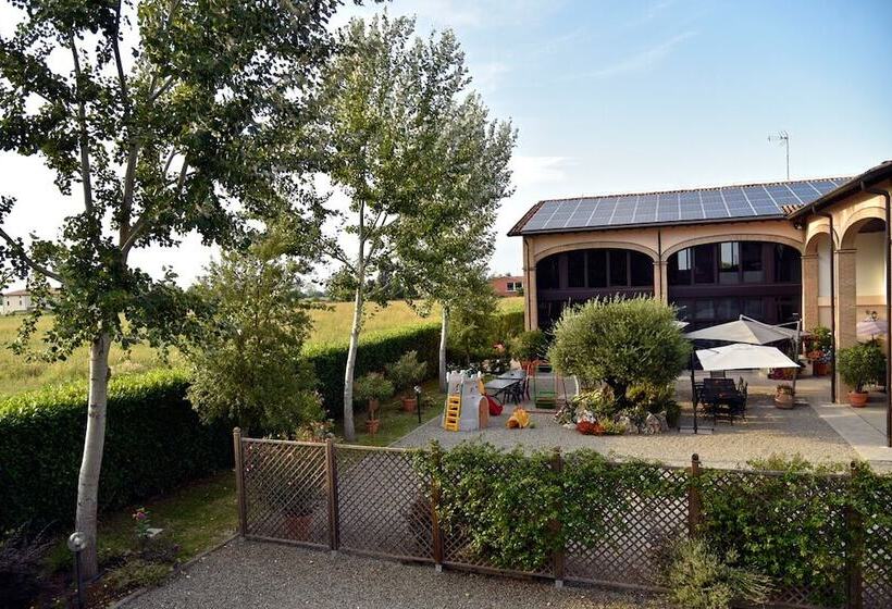 هتل Agriturismo Argaland