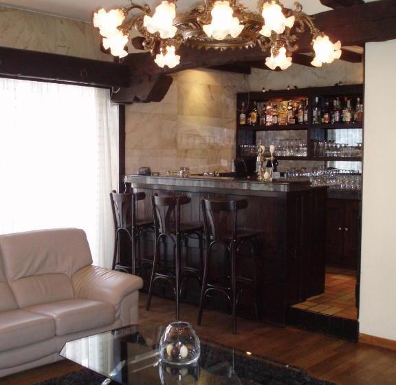 בית מלון כפרי Ambassade