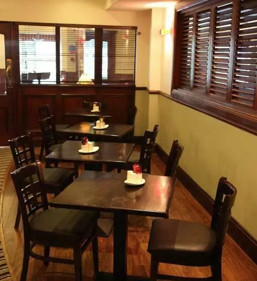 Hotelli Dalton Inn