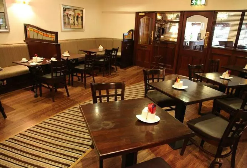 Hotelli Dalton Inn