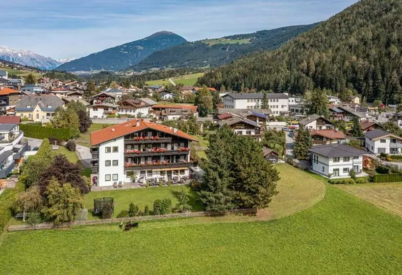 Hotelli Eschenhof & Apartments