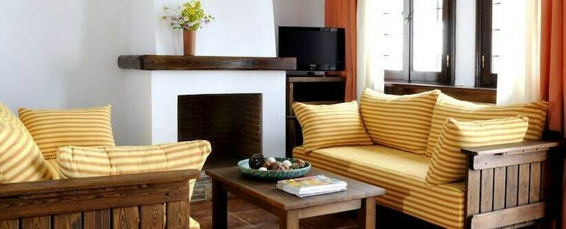 Отель Esperos Suites & Villas