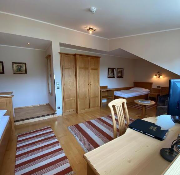 בית מלון כפרי Gasthof Schorn