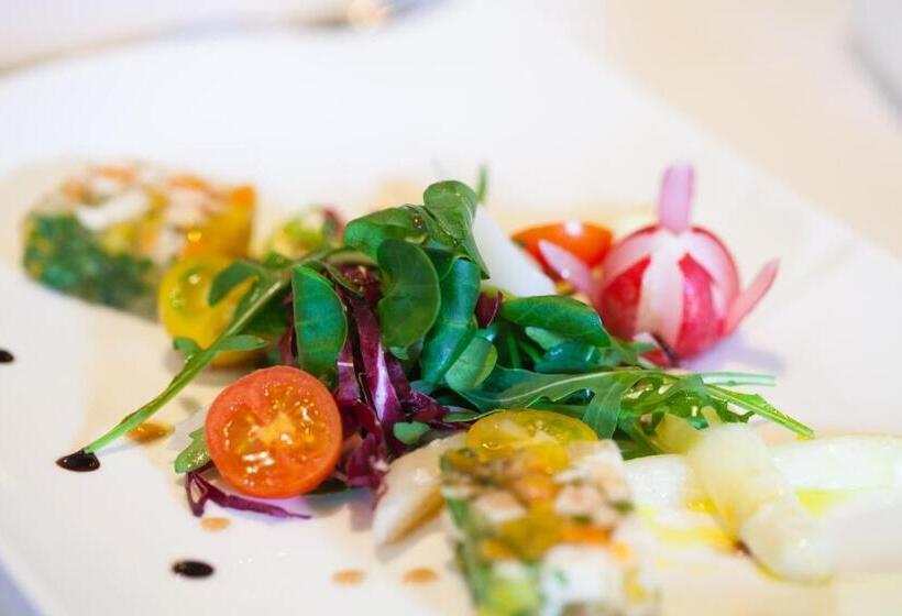 בית מלון כפרי Gasthof Schorn