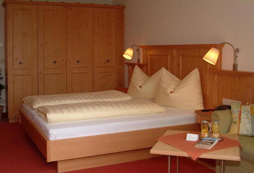 ホテル Goldener Stern