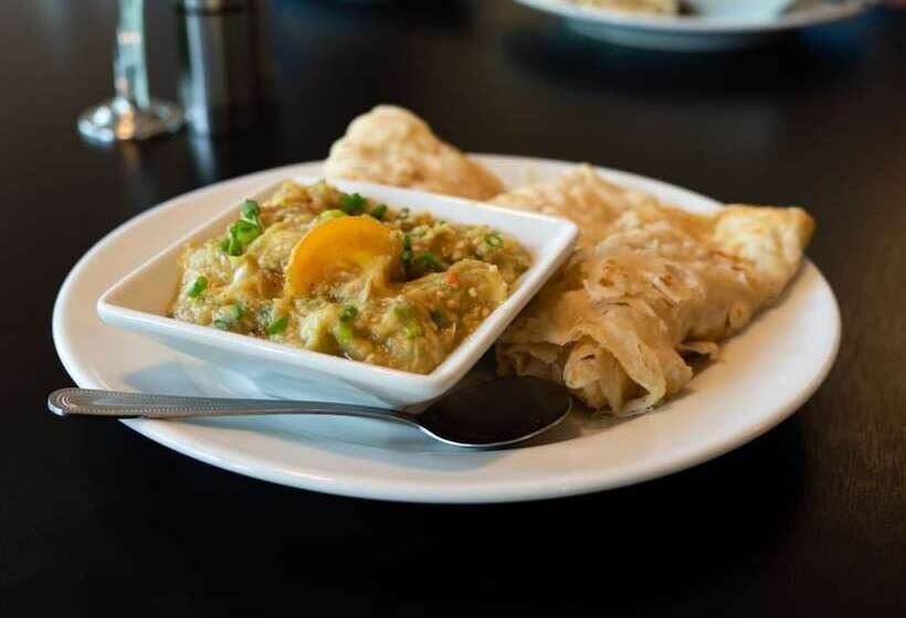 هتل Grand Coastal