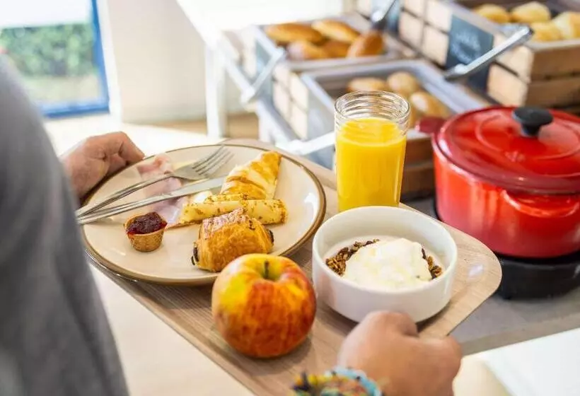 Hotelli Ibis Budget Charleroi Airport