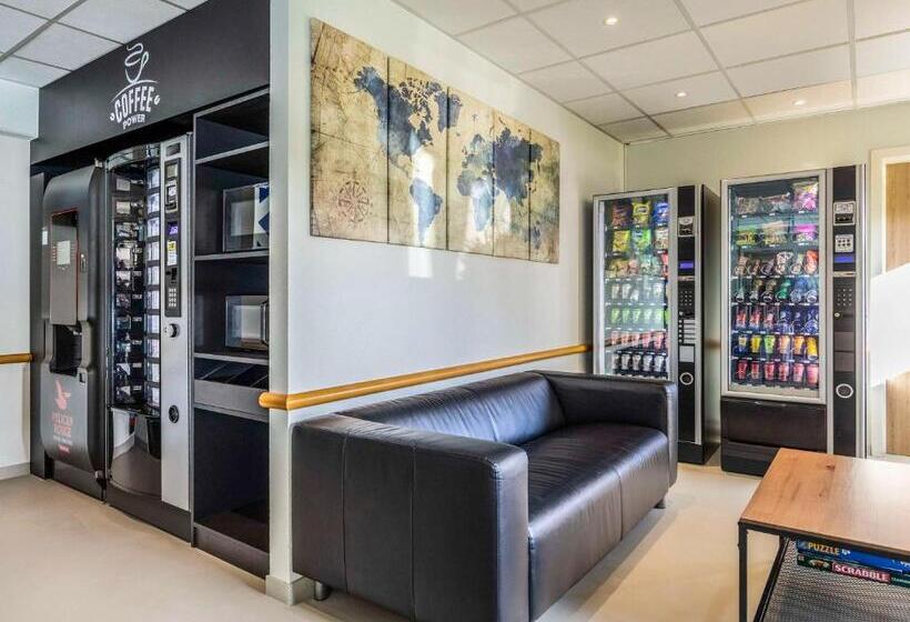 בית מלון כפרי Ibis Budget Charleroi Airport