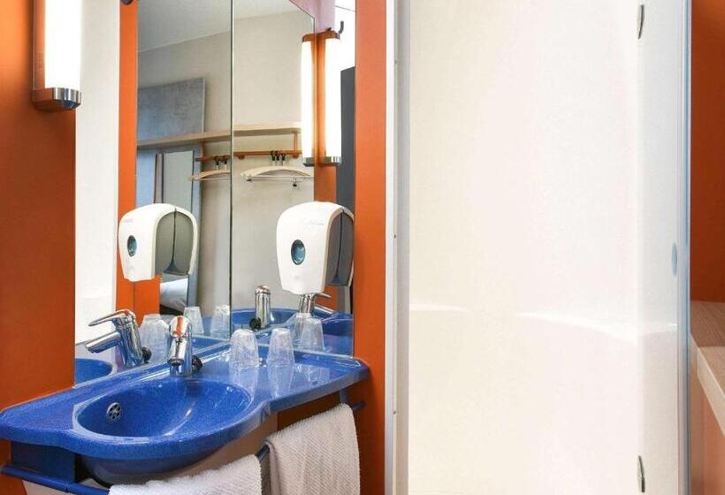 בית מלון כפרי Ibis Budget Charleroi Airport