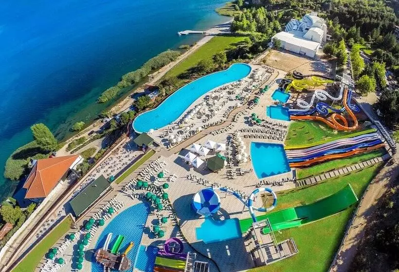 هتل Izgrev Spa&aqua Park